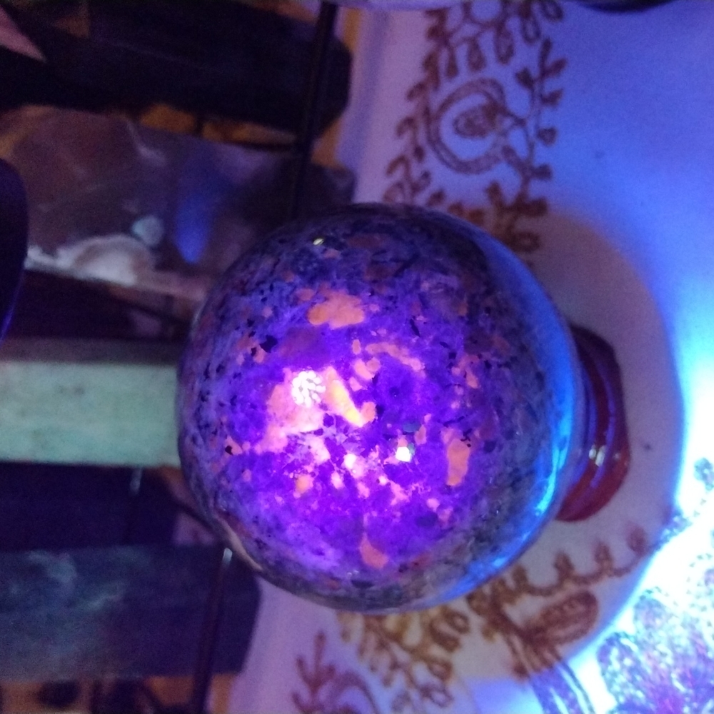 Yooperlite Sphere - Picture 6 of 7